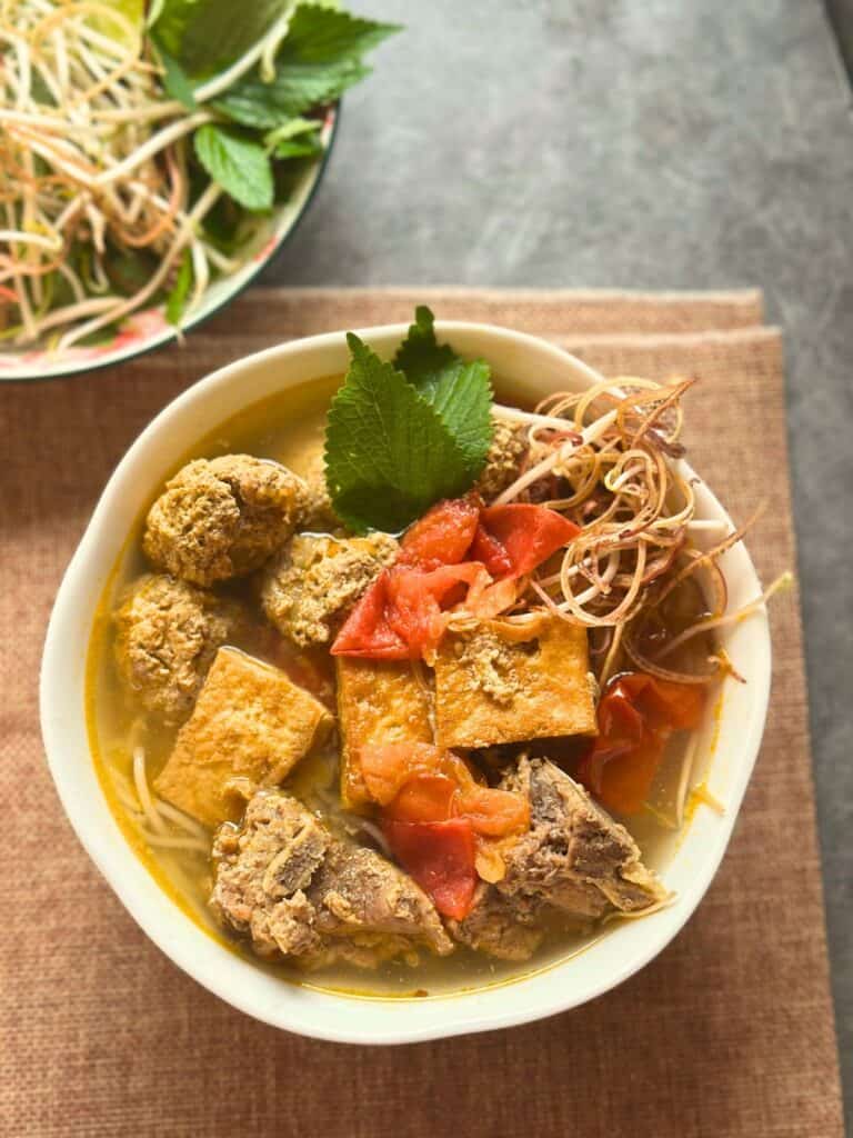 Traditional Bún Riêu Cua (Real Paddy Crab Method)