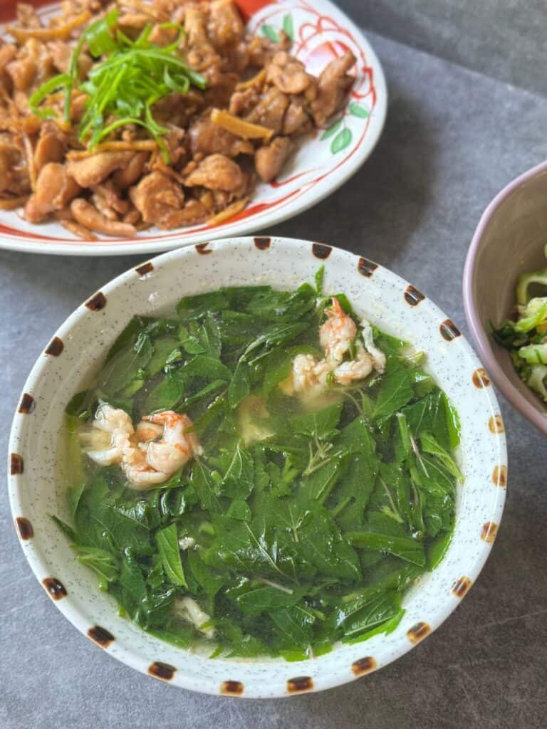 Vietnamese Malabar Spinach & Jute Leaves Soup